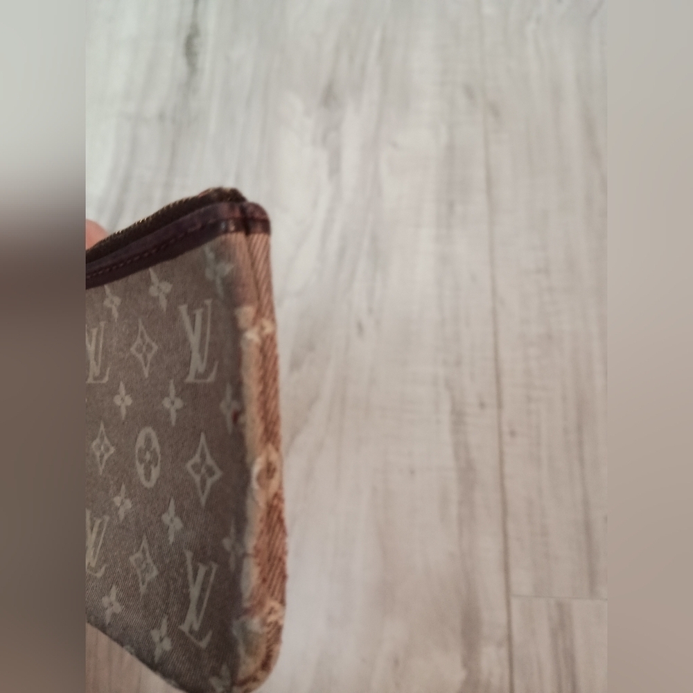 Louis Vuitton Monogram Idylle Pochette Cles Coin Case - Picture 11 of 16